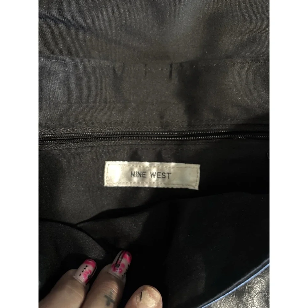 Nine West Black Shatchel Buckles Top Handle Remov. Straps Pockets Mag Close